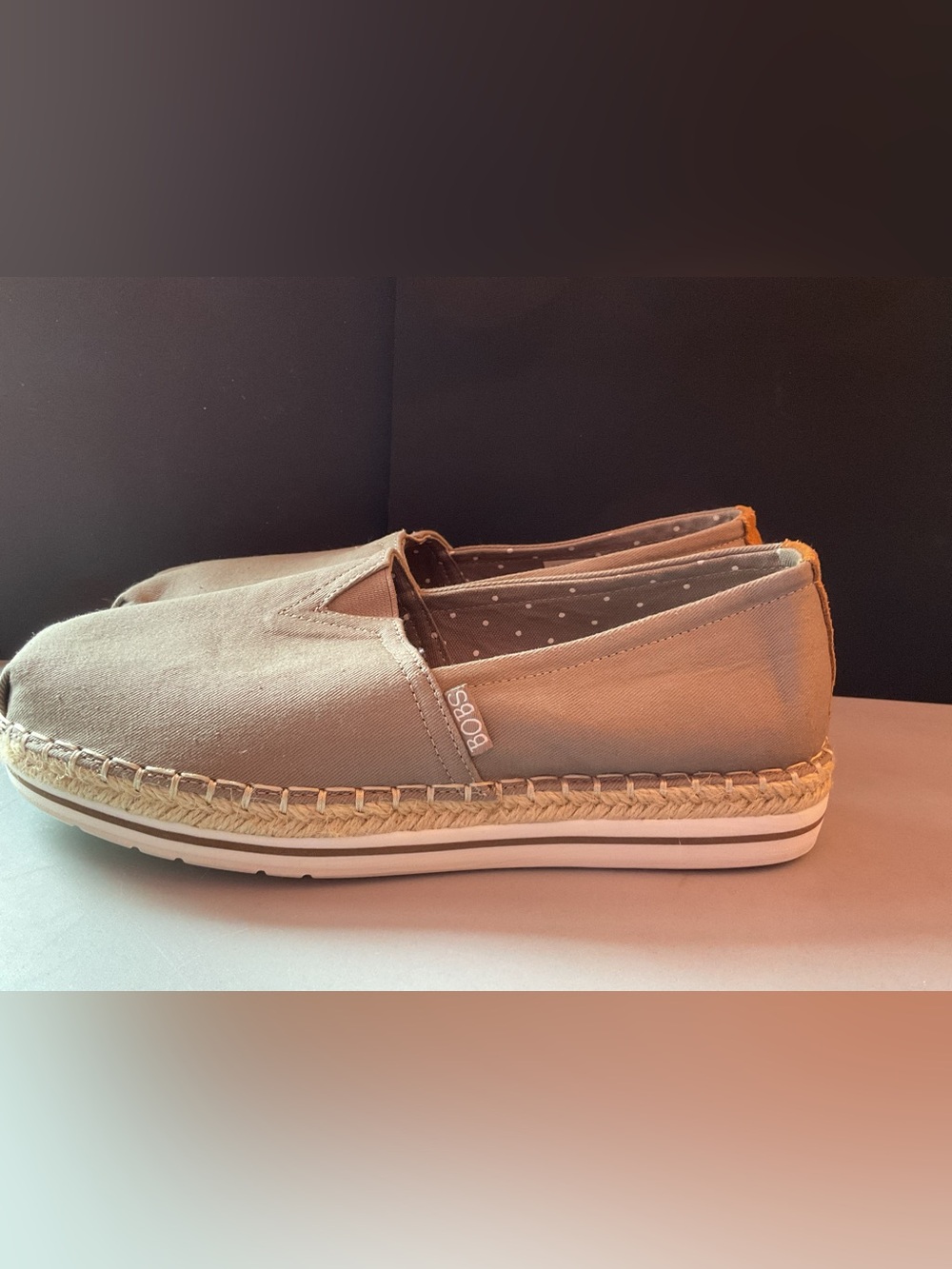 Skechers Bobs Breeze Women's Slip-On Espadrilles in Taupe Canvas